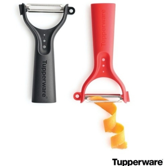 Tupperware Ergonomic 5-n-1 Horizontal Peeler Citrus Herbs Multipurpose Red Black - Picture 1 of 16